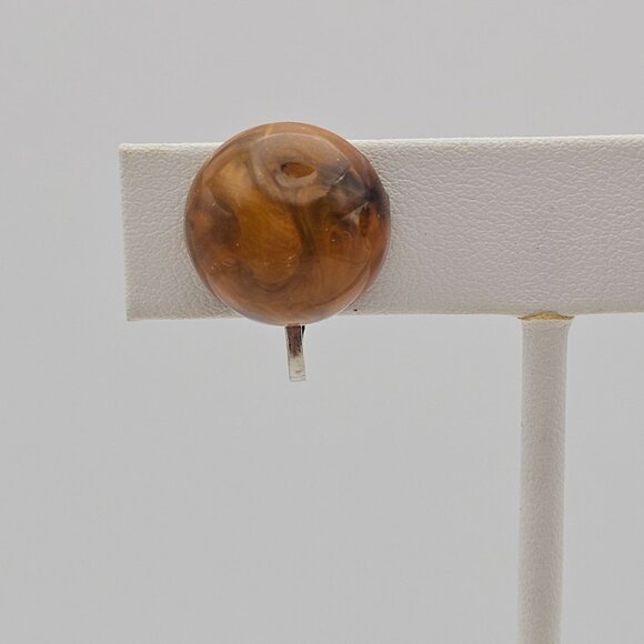 VTG Clip On Earrings Round Ball Honey Brown Swirl Lucite Resin MCM Retro Womens - Picture 11 of 16